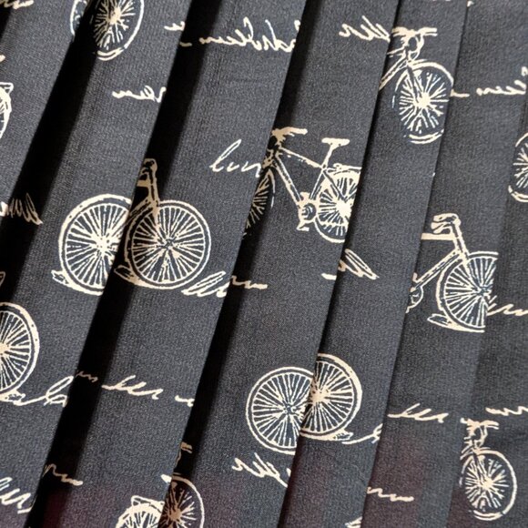 Tommy Hilfiger Womens Size 4 Black Red Trim Bicycle Print Pleated Short Skirt - Picture 7 of 10